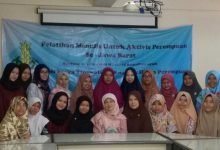 Nasyiah Jabar: Perempuan Harus Bergerak dalam Kepenulisan Nasyiah Jabar: Perempuan Harus Bergerak dalam Kepenulisan