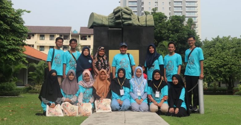 Tiga Pelajar Muhammadiyah Kabupaten Tasikmalaya Ikuti Kursus Menulis Kepurbakalaan Tiga Pelajar Muhammadiyah Kabupaten Tasikmalaya Ikuti Kursus Menulis Kepurbakalaan