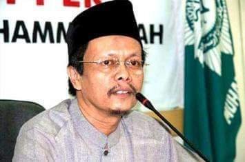 Pesan Yunahar Ilyas untuk Generasi Milenial Pesan Yunahar Ilyas untuk Generasi Milenial