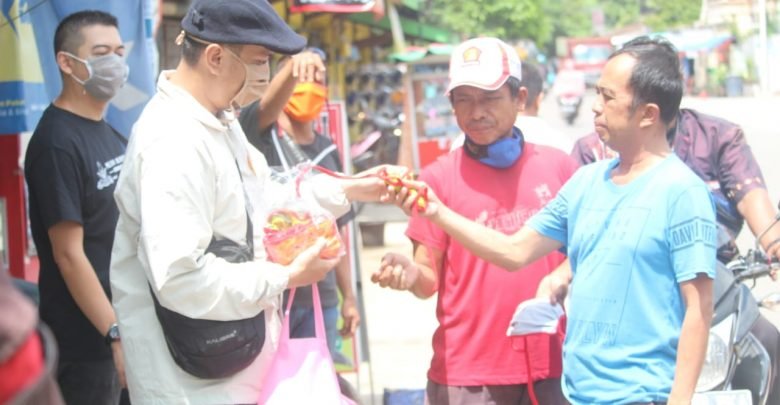 Pemuda Muhammadiyah Kab. Bekasi Berbagi Masker Gratis Pemuda Muhammadiyah Kab. Bekasi Berbagi Masker Gratis