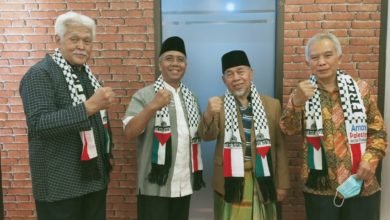 Jamaah Jumat Masjid Raya Mujahidin Donasikan Rp. 8 Juta untuk Palestina