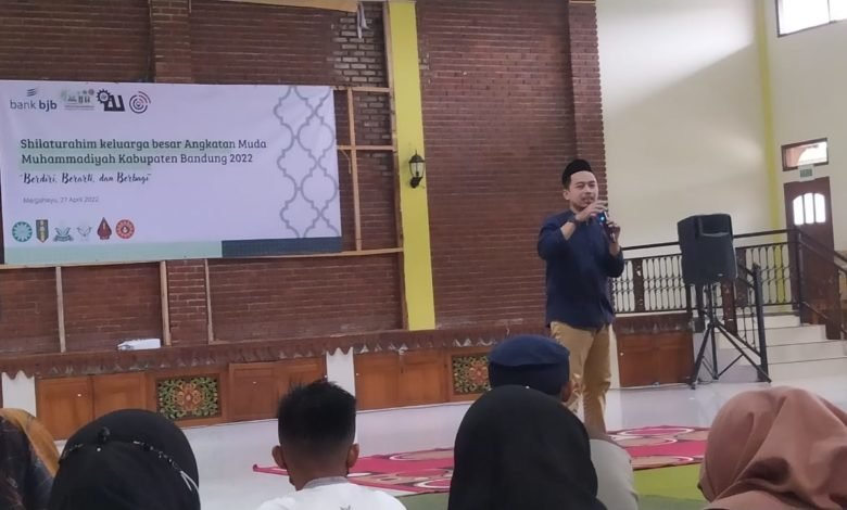 Perkuat Persaudaraan Antar Angkatan, Angkatan Muda Muhammadiyah Kabupaten Bandung Mengadakan Silaturahmi Keluarga Besar Perkuat Persaudaraan Antar Angkatan, Angkatan Muda Muhammadiyah Kabupaten Bandung Mengadakan Silaturahmi Keluarga Besar