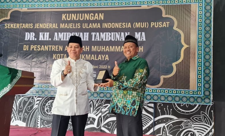 Pesan Sekjen Mui Pusat Kepada Santri Pesantren Amanah Muhammadiyah Kota Tasikmalaya Pesan Sekjen Mui Pusat Kepada Santri Pesantren Amanah Muhammadiyah Kota Tasikmalaya