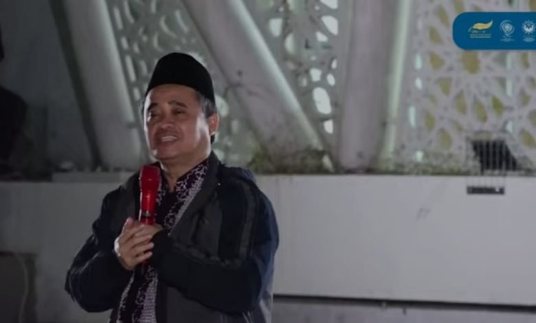 Drs Tafsir Serukan Dakwah Gaya Baru lewat Dakwah Budaya Drs Tafsir Serukan Dakwah Gaya Baru lewat Dakwah Budaya