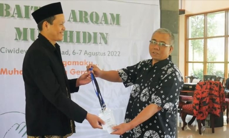 Perkuat Semangat Bekerja Para Staffnya, Masjid Raya Mujahidin Bandung Laksanakan Kegiatan Baitul Arqam Mujahidin Perkuat Semangat Bekerja Para Staffnya, Masjid Raya Mujahidin Bandung Laksanakan Kegiatan Baitul Arqam Mujahidin