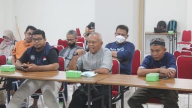 PCM Sukajadi Kota Bandung Kunjungi Edutorium UMS, Berharap Dapat Masuk Stadion Manahan sebagai Penggembira PCM Sukajadi Kota Bandung Kunjungi Edutorium UMS, Berharap Dapat Masuk Stadion Manahan sebagai Penggembira