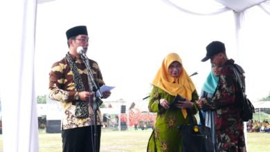 Ridwan Kamil Sebut Akan Berikan 2 Milyar Untuk Kepentingan Operasional PWM Jabar Ridwan Kamil Sebut Akan Berikan 2 Milyar Untuk Kepentingan Operasional PWM Jabar