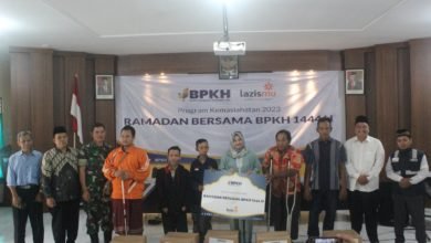 Lazismu DIY dan BPKH RI bagikan 1000 Al Quran serta Paket Sembako Kepada Kaum Dhuafa Lazismu DIY dan BPKH RI bagikan 1000 Al Quran serta Paket Sembako Kepada Kaum Dhuafa