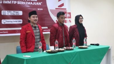 Dalam Rangka Pengukuhan Ideologi IMM Kepada Kadernya, PK IMM FIP UMJ Melaksanakan Kegiatan Menara Maroon