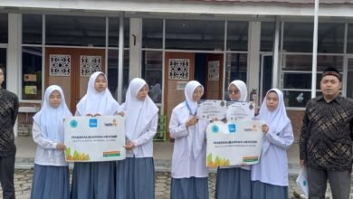 Rayakan Miladnya yang ke-10, ABS Bandung Buka Program Beasiswa Khusus, Ini Persyaratan dan Link Daftarnya Rayakan Miladnya yang ke-10, ABS Bandung Buka Program Beasiswa Khusus, Ini Persyaratan dan Link Daftarnya