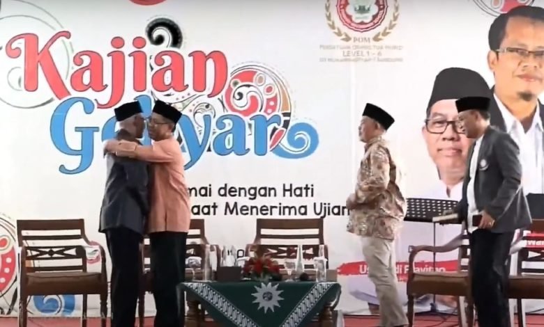Kajian Rutin Kesepuluh Persatuan Orang Tua Murid SD Muhammadiyah 7 Bandung Berjalan dengan Lancar! Kajian Rutin Kesepuluh Persatuan Orang Tua Murid SD Muhammadiyah 7 Bandung Berjalan dengan Lancar!