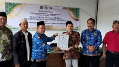 Ponpes Baitul Arqam Muhammadiyah Quranic Science Terima Surat Izin Operasional dari Kemenag Sumedang