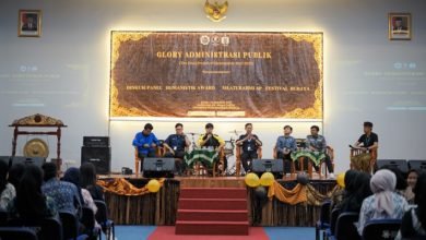 Festival Budaya Hingga Diskusi Panel Meriahkan “Glory Administrasi Publik” Humanistik UM Bandung Festival Budaya Hingga Diskusi Panel Meriahkan “Glory Administrasi Publik” Humanistik UM Bandung