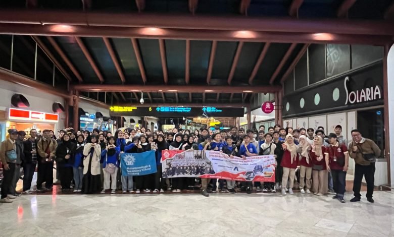 SMP Muhammadiyah 8 Bandung Menggelar Educational And Cultural Visit Program ke Tiga Negara ASEAN SMP Muhammadiyah 8 Bandung Menggelar Educational And Cultural Visit Program ke Tiga Negara ASEAN