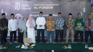 Pesantren Al Furqon Awali Pembelajaran Semester Genap dengan Ngaji Literasi Pesantren Al Furqon Awali Pembelajaran Semester Genap dengan Ngaji Literasi