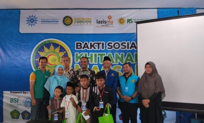 Klinik Pratama PKU Muhammadiyah A Saefullah ZM Bersama Lazismu Kantor Layanan RS Muhammadiyah Bandung Menggelar Khitanan Massal Klinik Pratama PKU Muhammadiyah A Saefullah ZM Bersama Lazismu Kantor Layanan RS Muhammadiyah Bandung Menggelar Khitanan Massal