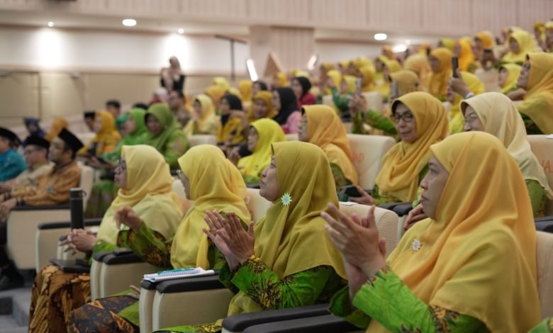 PWA DIY Selenggarakan Tasyakur Milad ‘Aisyiyah ke-107 PWA DIY Selenggarakan Tasyakur Milad ‘Aisyiyah ke-107