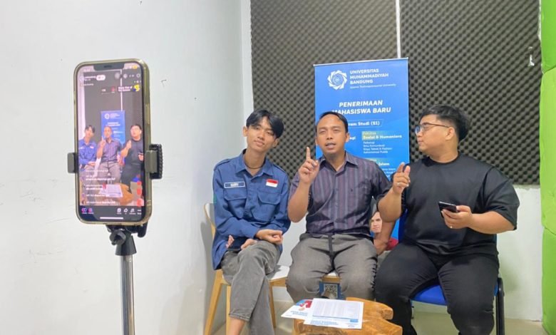 Gaet Lebih Banyak Camaba, UM Bandung Gencar Promosi di Media Sosial Gaet Lebih Banyak Camaba, UM Bandung Gencar Promosi di Media Sosial