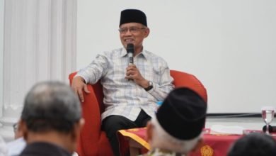 Haedar Nashir Serukan Dakwah di Gedung Pencakar Langit dan Tempat-tempat “Sangar” Haedar Nashir Serukan Dakwah di Gedung Pencakar Langit dan Tempat-tempat “Sangar”