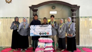 Mahasiswa UM Bandung Berpartisipasi dalam KKN-MAs di Sukoharjo Mahasiswa UM Bandung Berpartisipasi dalam KKN-MAs di Sukoharjo