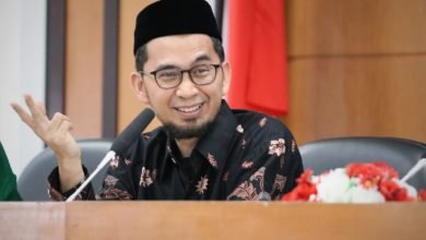 Ustaz Adi Hidayat: Hentikan Polemik Nasab, Utamakan Kerukunan Umat