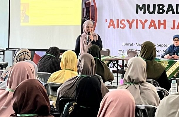 Irianti Usman Tekankan Pentingnya Self-Directed Learning dalam Konsep Andragogi Irianti Usman Tekankan Pentingnya Self-Directed Learning dalam Konsep Andragogi