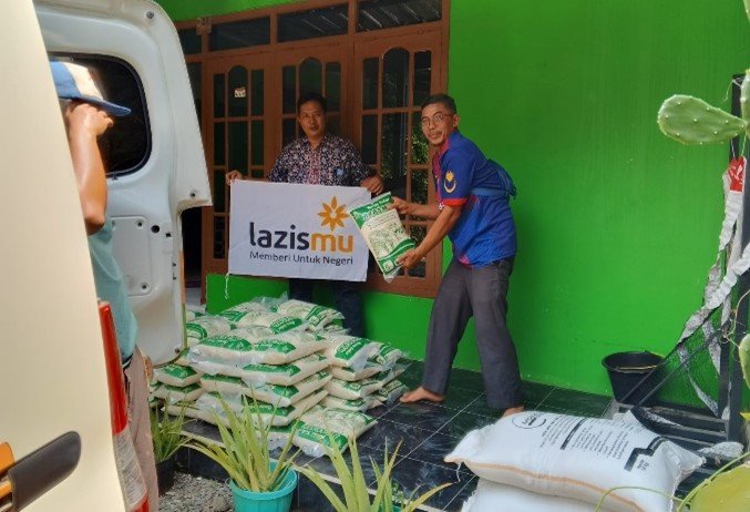 Muhammadiyah Jawa Barat Respon Cepat Bantu Korban Gempa di Kabupaten Bandung dan Garut Muhammadiyah Jawa Barat Respon Cepat Bantu Korban Gempa di Kabupaten Bandung dan Garut