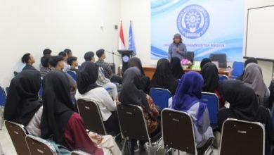 Kaprodi Ilmu Komunikasi UMY Paparkan Pentingnya Soft Skill dan Hard Skill di Kuliah Umum UMMAD