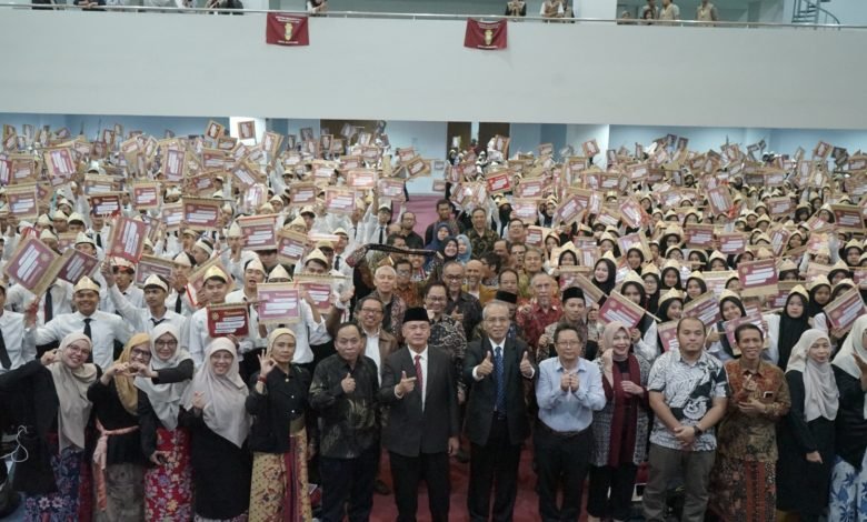 UM Bandung Sambut 1.657 Mahasiswa Baru, Ini Motivasi dan Pesan Penting Rektor UM Bandung Sambut 1.657 Mahasiswa Baru, Ini Motivasi dan Pesan Penting Rektor