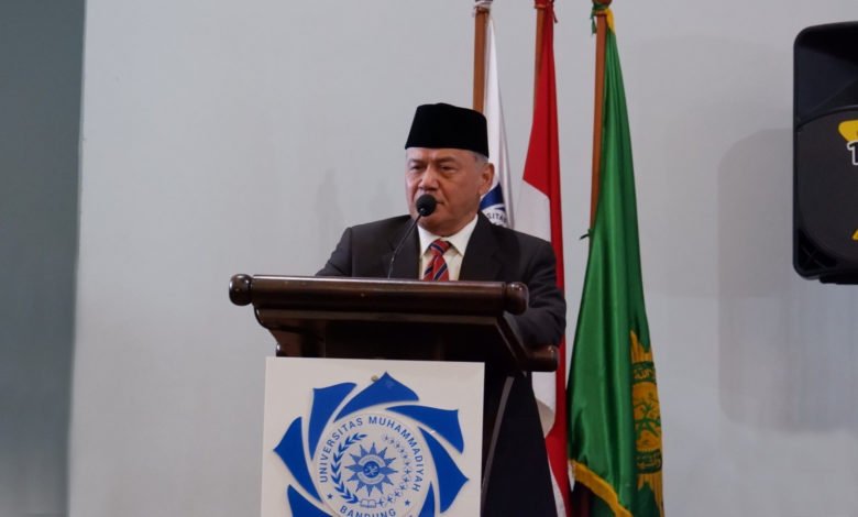 Inilah Pesan Penting Ketua PP Muhammadiyah Kepada 1.657 Mahasiswa Baru UM Bandung Inilah Pesan Penting Ketua PP Muhammadiyah Kepada 1.657 Mahasiswa Baru UM Bandung