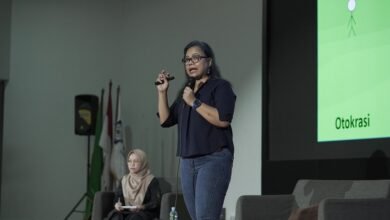Korupsi Politik Merampas Hak-hak Dasar Warga Negara Korupsi Politik Merampas Hak-hak Dasar Warga Negara