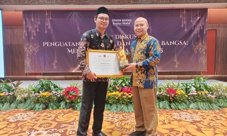 Teguhkan Syiar Berkemajuan, Suara Muhammadiyah Raih Penghargaan Revolusi Mental Award 2024 Teguhkan Syiar Berkemajuan, Suara Muhammadiyah Raih Penghargaan Revolusi Mental Award 2024