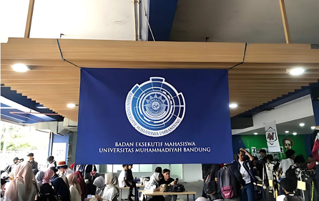BEM UM Bandung Dorong Technopreneurship Melalui Pop Up Market Mahasiswa BEM UM Bandung Dorong Technopreneurship Melalui Pop Up Market Mahasiswa