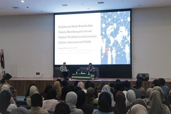 Mahasiswa Didorong Cakap Digital dan Kritis Terhadap Informasi Yang Beredar Mahasiswa Didorong Cakap Digital dan Kritis Terhadap Informasi Yang Beredar