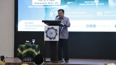 Bangun Ekonomi Umat, Kampus Perlu Libatkan Profesional dan Pengusaha dalam Pendidikan Bangun Ekonomi Umat, Kampus Perlu Libatkan Profesional dan Pengusaha dalam Pendidikan