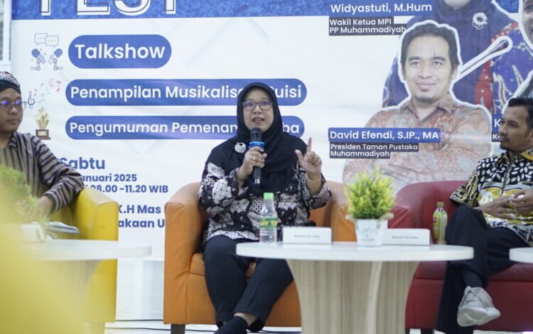 Transformasi Literasi, Dari Membaca Buku ke Ruang Dinamis Untuk Belajar dan Berkreativitas Transformasi Literasi, Dari Membaca Buku ke Ruang Dinamis Untuk Belajar dan Berkreativitas