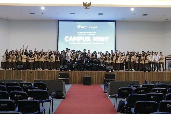 UM Bandung Tawarkan Program Studi Futuristik Untuk Generasi Muda Berprestasi UM Bandung Tawarkan Program Studi Futuristik Untuk Generasi Muda Berprestasi