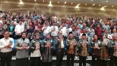 KADIN Bersama SUMU Gelar Talkshow dan Peluncuran Buku “Bangkitnya Kewirausahaan Sosial di Indonesia: Kisah Muhammadiyah” KADIN Bersama SUMU Gelar Talkshow dan Peluncuran Buku “Bangkitnya Kewirausahaan Sosial di Indonesia: Kisah Muhammadiyah”