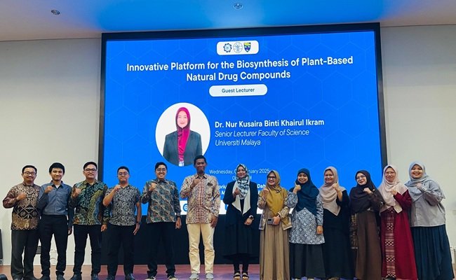 Ahli Universiti Malaya Kupas Biosintesis Obat Alami di Kuliah Tamu UM Bandung Ahli Universiti Malaya Kupas Biosintesis Obat Alami di Kuliah Tamu UM Bandung