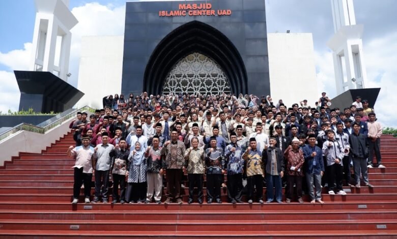 Menghidupkan Dakwah Ramadhan 1446 H, PWM DIY Lepas 2.280 Mubaligh Hijrah Menghidupkan Dakwah Ramadhan 1446 H, PWM DIY Lepas 2.280 Mubaligh Hijrah