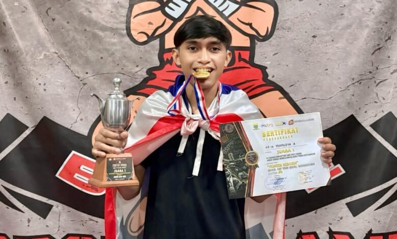 Mahasiswa UNISA Bandung Raih Juara 1 di Kejuaraan Stand Up Fight and Street Boxing Mahasiswa UNISA Bandung Raih Juara 1 di Kejuaraan Stand Up Fight and Street Boxing