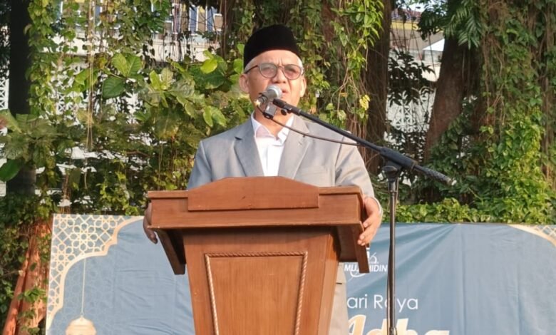 Mempersiapkan Kader Muslim Shalih untuk Indonesia Emas Mempersiapkan Kader Muslim Shalih untuk Indonesia Emas