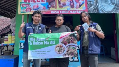 Digitalisasi Jadi Langkah Nyata UMKM Desa Cikole Tingkatkan Pendapatan Digitalisasi Jadi Langkah Nyata UMKM Desa Cikole Tingkatkan Pendapatan