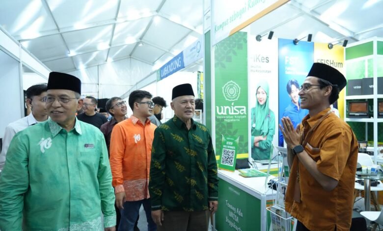 Expo Museum, PTMA, dan UMKM Meriahkan Peringatan Milad ke-113 Muhammadiyah Expo Museum, PTMA, dan UMKM Meriahkan Peringatan Milad ke-113 Muhammadiyah