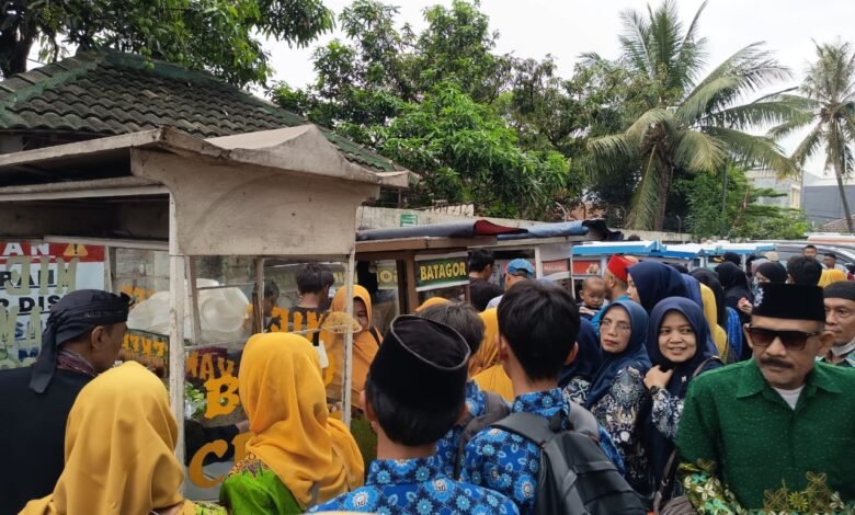 Dari Cuanki hingga Kupat Tahu, UM Bandung Jadi Pusat Keriuhan Kuliner Milad Muhammadiyah Dari Cuanki hingga Kupat Tahu, UM Bandung Jadi Pusat Keriuhan Kuliner Milad Muhammadiyah