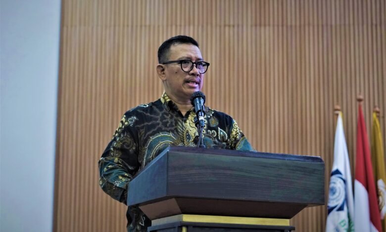 Kepemimpinan Mahasiswa adalah Latihan Etika dan Integritas Profesional Kepemimpinan Mahasiswa adalah Latihan Etika dan Integritas Profesional