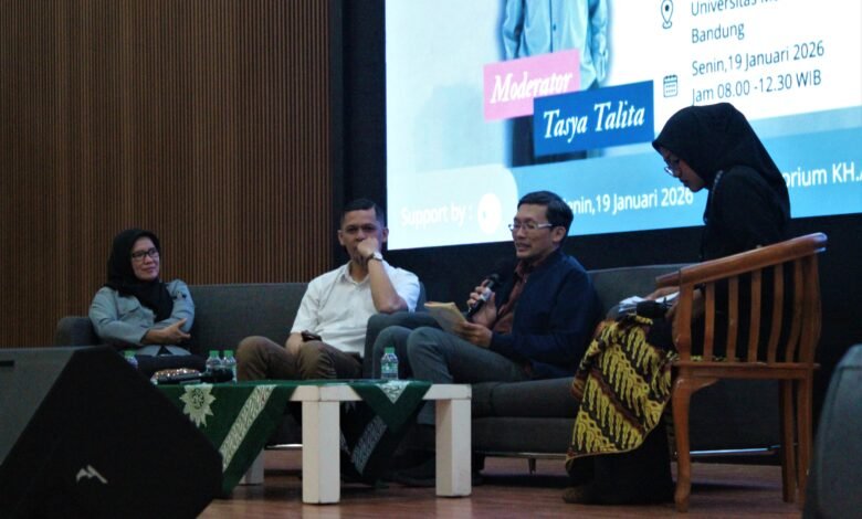 Integritas ASN Jadi Sorotan Kuliah Bareng Birokrat Administrasi Publik UM Bandung Integritas ASN Jadi Sorotan Kuliah Bareng Birokrat Administrasi Publik UM Bandung