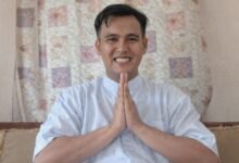 Tangan yang Menghakimi, Akal yang Dilupakan Tangan yang Menghakimi, Akal yang Dilupakan