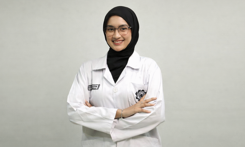 Siap Kerja, Siap Bisnis, Siap Sukses Bareng Apoteker UM Bandung Siap Kerja, Siap Bisnis, Siap Sukses Bareng Apoteker UM Bandung