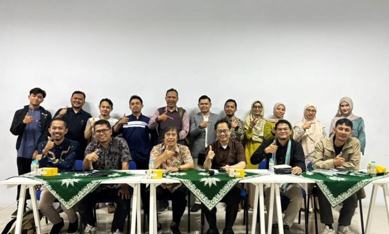 Jurnalisme Harus Berpihak pada Kebenaran dan Kepentingan Publik Jurnalisme Harus Berpihak pada Kebenaran dan Kepentingan Publik